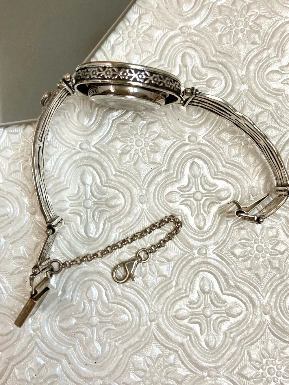 Silpada Designs Hammered Sterling Silver 925 Bracelet Watch Marked 